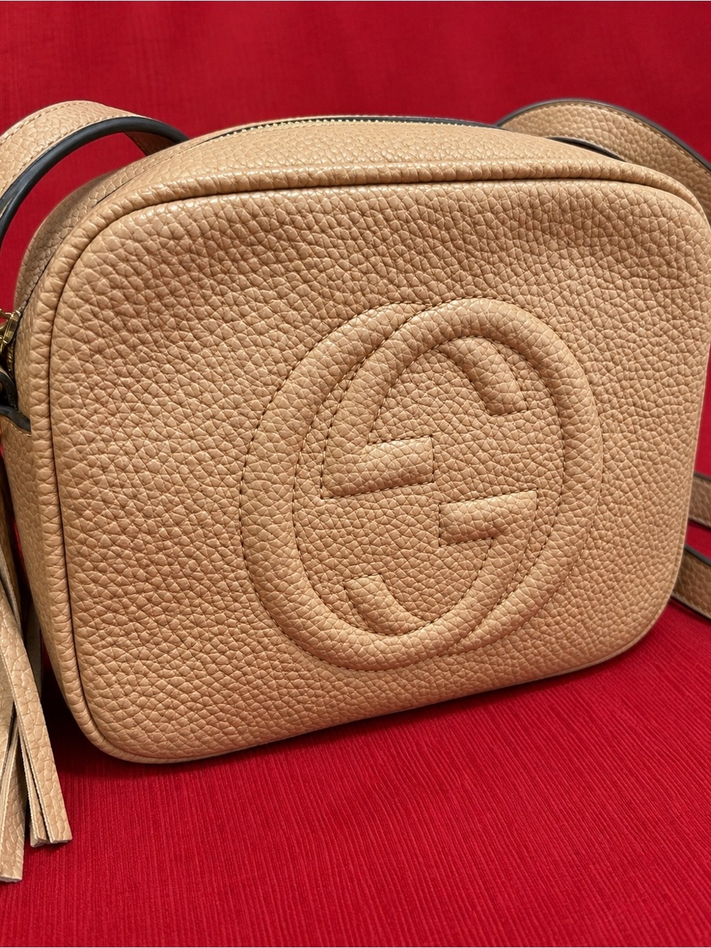 Gucci Pebbled Leather Soho Crossbody Bag - Tan